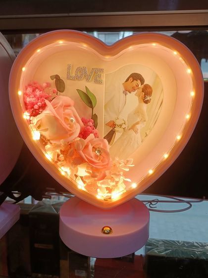 Moments Gifts Shop - Personalized Gifts & Decor LED Lamps & Magical Gifts photo 6