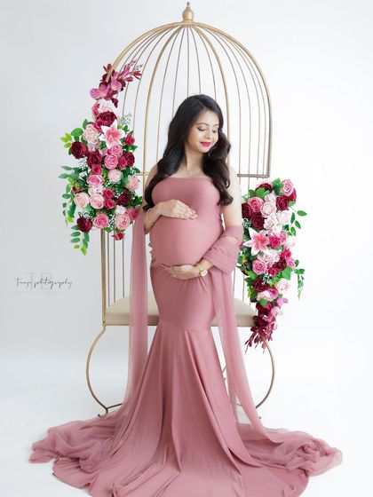 Solo Radiance: Portraits of the Mother-to-Be photo 187