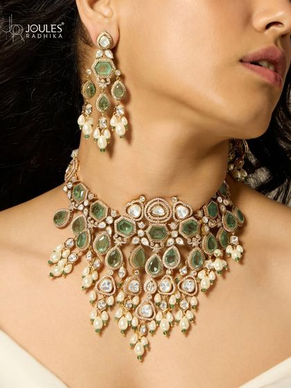 Emrosia: The Emerald Collection photo 12