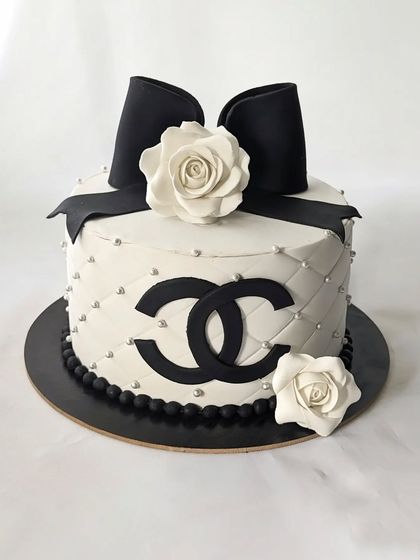 Pop Culture & Fan Cakes photo 8