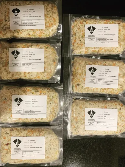 Your weekly meals, pre-portioned and ready to go. Each vacuum-sealed pack has the perfect amount of food for your dog, making feeding time easy and consistent.