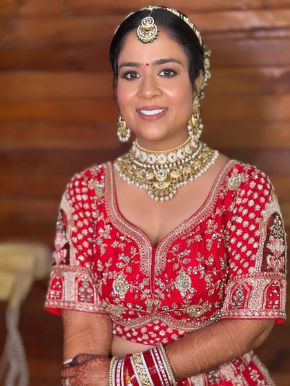 Traditional Red & Pink Bridal Looks photo 55
