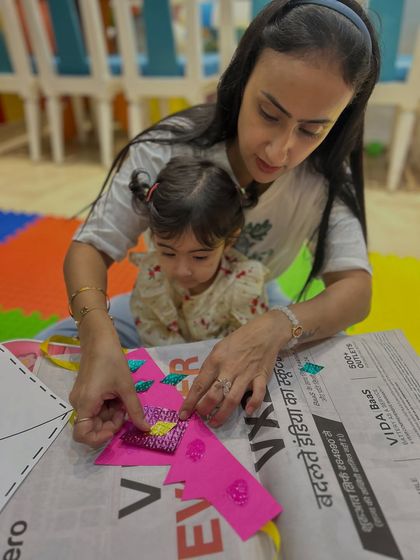 Creative Expression: Arts & Crafts photo 48