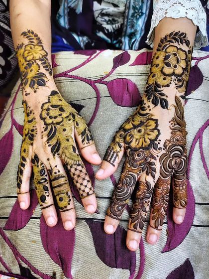 Hajira Mehendi Artist - Mehndi Art Classes & Workshops Festive & Party Henna photo 10