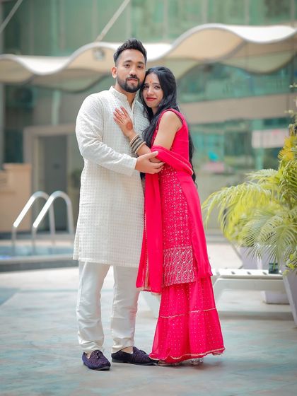 A classic portrait of the couple from their ring ceremony.