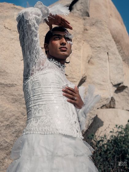 Creative & Avant-Garde Makeup photo 44