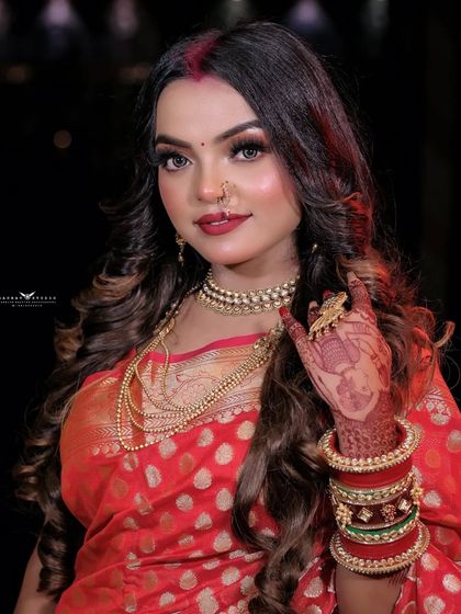 Vibrant Saree Portraits photo 24