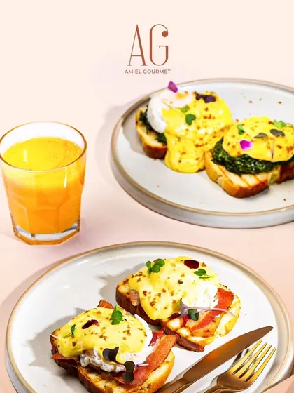 Whether you prefer savory bacon or fresh spinach, my Eggs Benedict is a dish I take great pride in. Each plate is a celebration of simple, perfectly cooked ingredients.