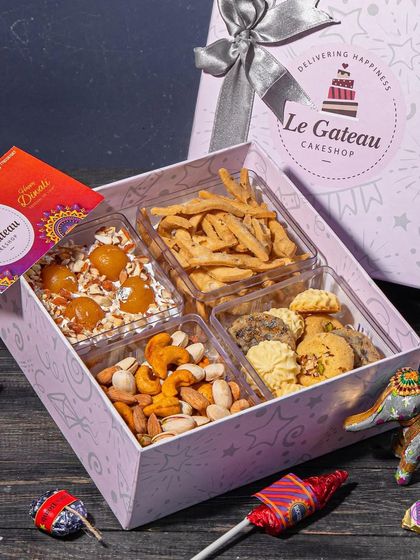 Shikha's Le Gateau - Corporate Gifting & Bulk Orders Custom Corporate Hampers photo 8