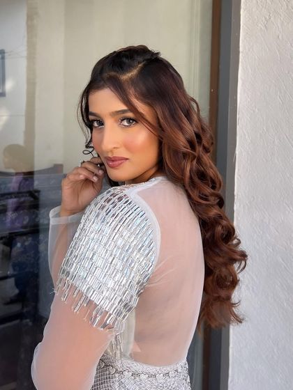 Cocktail & Reception Looks photo 33