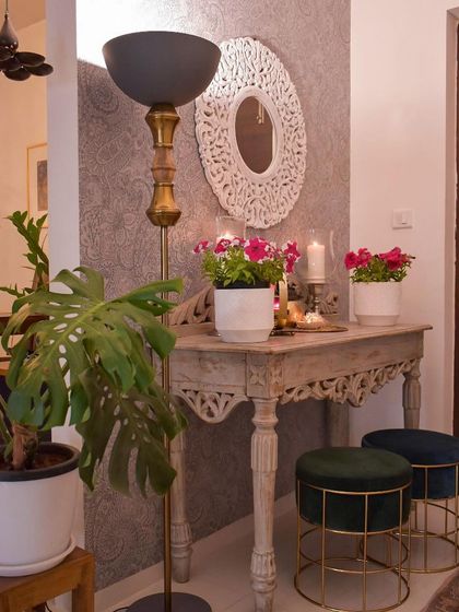 Sushmita - Home Styling & Decoration Welcoming Entryways & Foyers photo 28