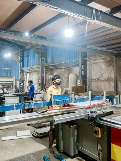 A look inside our manufacturing facility where all the magic happens. Having our own factory allows me to manage timelines effectively and guarantee that every piece of furniture, from workstations to storage units, meets my high standards for quality and durability.
