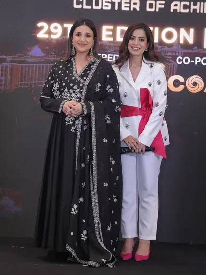 Sharing the stage with the talented Parineeti Chopra for the Cluster of Achievers event. It's always a pleasure to collaborate with artists and personalities, ensuring the event flows seamlessly while creating a warm and engaging atmosphere for everyone.