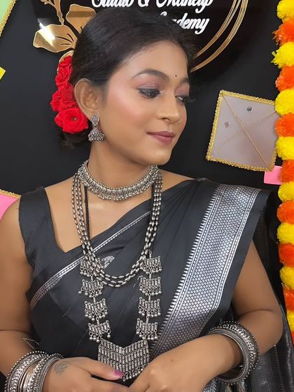 Maharashtrian Bridal & Festive Looks photo 26