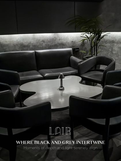 This is where black and grey intertwine, and moments of depth and light serenely align. Our lounge area is perfect for larger groups seeking a comfortable and stylish space.