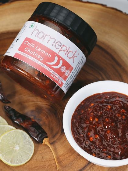 There's nothing like the zing of lemon and chilli. Our Chilli Lemon Chutney is a versatile condiment that adds a tangy and spicy kick to everything from parathas to wraps.