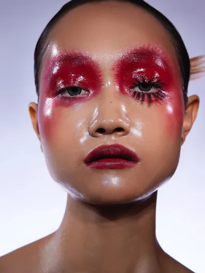 We are always pushing the boundaries of beauty. This hyper-glossy, AI-inspired glass skin look, created by one of our talented students, shows the innovative and futuristic techniques you will master at our academy.