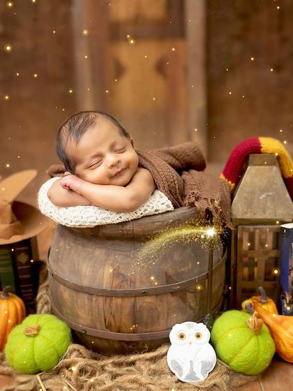 Another angle of our smiling wizard. The warm lighting and magical props make this Harry Potter setup a fan favorite.