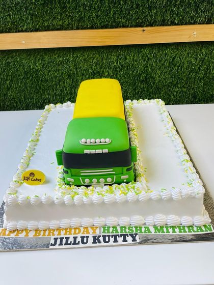 3D Sculpted & Novelty Cakes photo 3