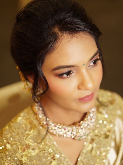 A portrait of timeless grace. The makeup for this housewarming was soft and subtle, focusing on a flawless complexion and gently defined features.