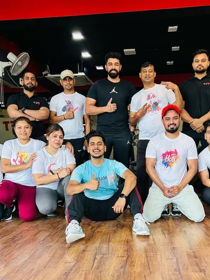 Before the colors flew. A group picture with my fitness tribe, ready for our special Holi session. The energy was already building up.