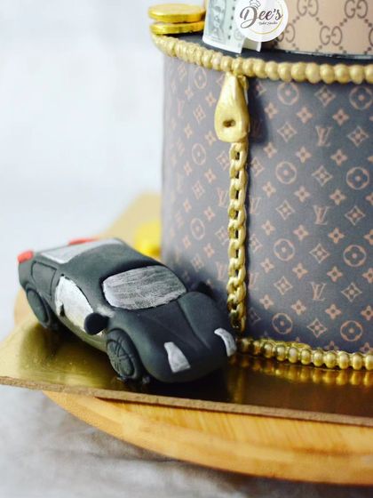 Dee's Bake Studio - Custom Cakes Sculpted & Themed Cakes photo 5