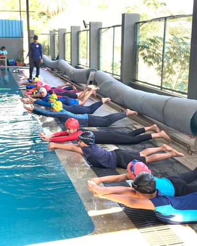 Beginner Swimming Classes