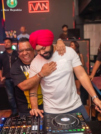 Ivan Nilkon - Live DJ Services The People of the Party photo 15