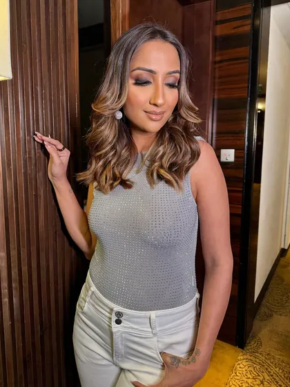 A sultry smokey eye look for this dusky beauty. I love creating glam that enhances and celebrates every skin tone.
