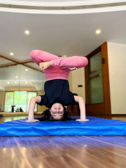 The Movement Studio - Gymnastics & Calisthenics Calisthenics: Strength & Balance photo 31