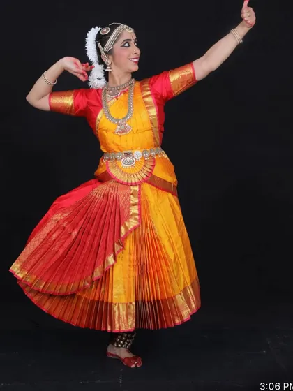 Remya, a mother of two and a junior teacher at Samarpana, recently completed her Arangetram. She is a wonderful example for other students in our adult batches.
