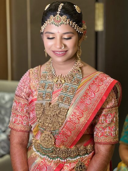 Shwetha Mahadev - Makeup Artistry Training The Art of South Indian Bridal Makeup photo 15