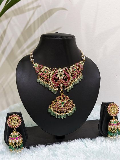 Aakruthi Abharana - Personal Jewellery Styling Exquisite Jadau & Kundan Collection photo 5