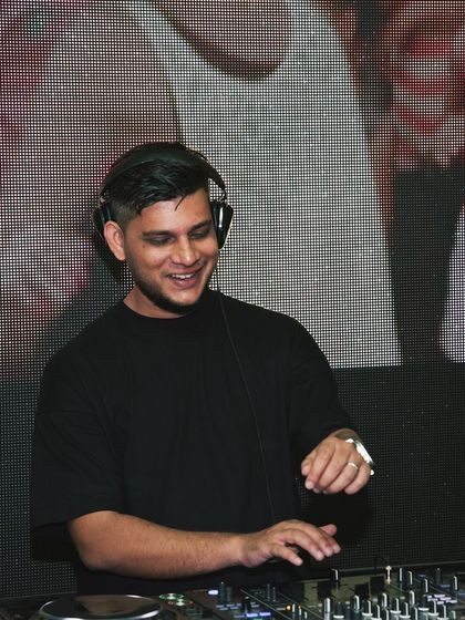 Loy - Private Event DJ Portraits & Promotional photo 5