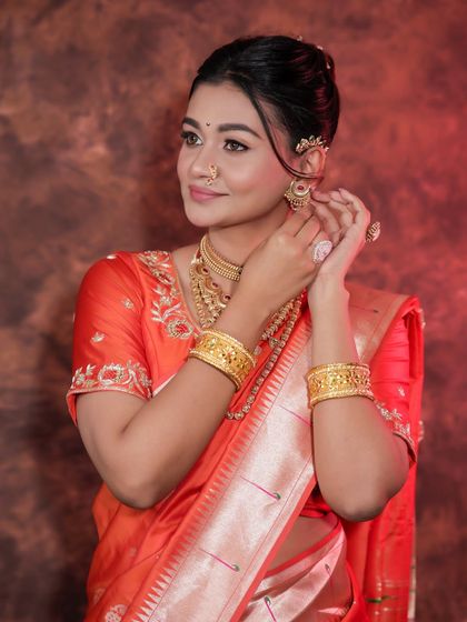 Learn with Roshni: Makeup Academy photo 32