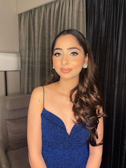 Reception & Modern Gowns photo 19