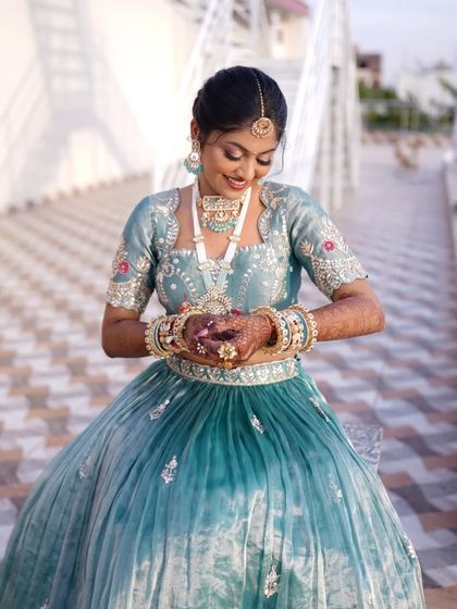 Engagement & Reception Glam photo 21