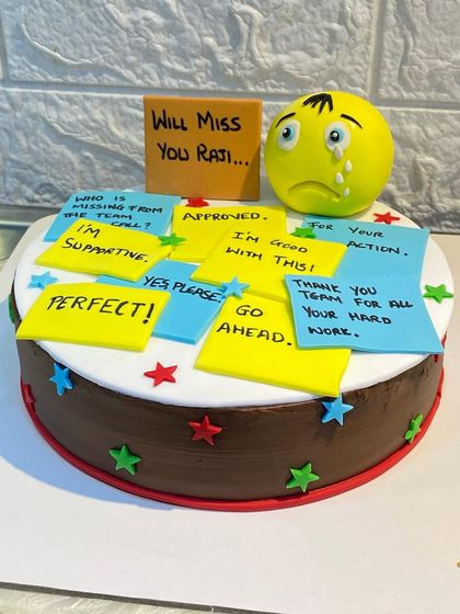 The final farewell cake, ready to bring some smiles to the office.