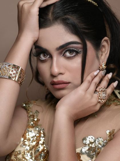 Modern & Reception Bridal Looks photo 28