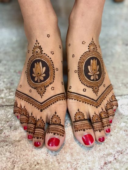 Mitali - Mehendi for Special Occasions Beautiful Henna for Feet photo 16