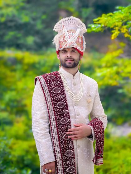 Groom Portraits: Dapper & Traditional photo 14