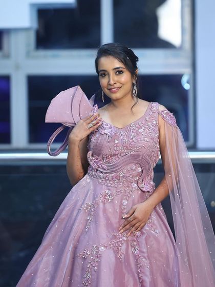 Aashika Gowda - Professional Makeup Artistry Party & Red Carpet Glam photo 6