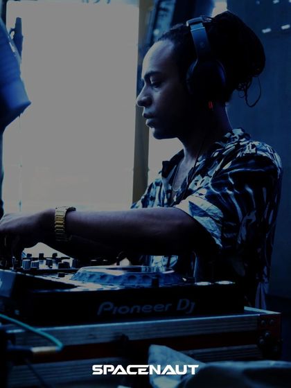 Josh B - DJ Services Techno & House Sets photo 4