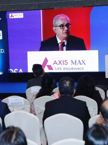 BFSI & FinTech Specialist photo 5