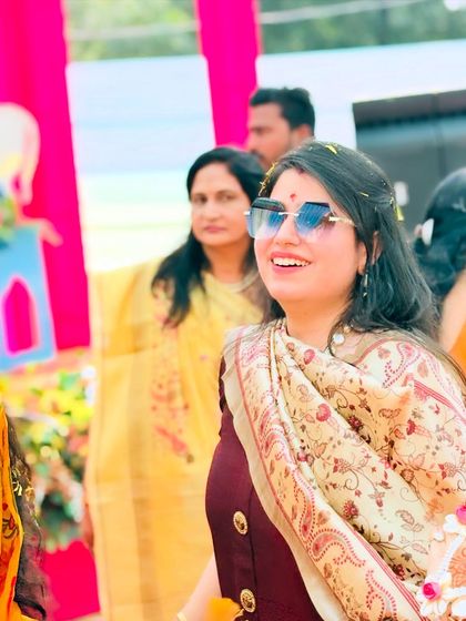 A happy, candid smile during a wedding celebration. This is the feeling I aim for in all my sessions, pure joy and laughter, where dancing feels like a celebration, not a task.