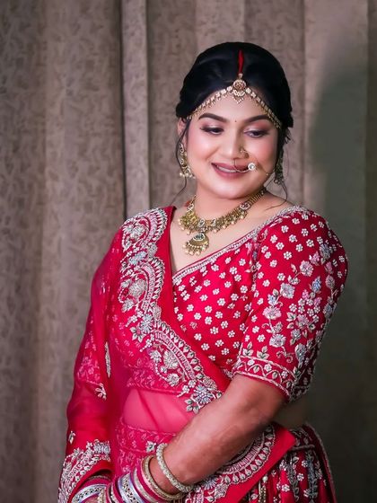 Timeless Gujarati Brides photo 13