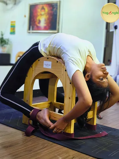 With the right support, your body can achieve incredible things. This tall backbender prop allows for a deep, safe, and supported Viparita Dhanurasana, or inverted bow pose. It helps build spinal flexibility and courage, opening the heart and shifting your perspective.