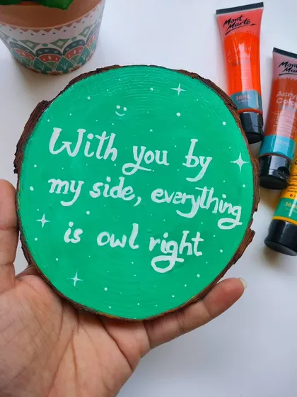 This is the back of the owl wooden log, showing how I can add a personalized, hand-lettered message. It turns a cute decorative item into a meaningful keepsake.