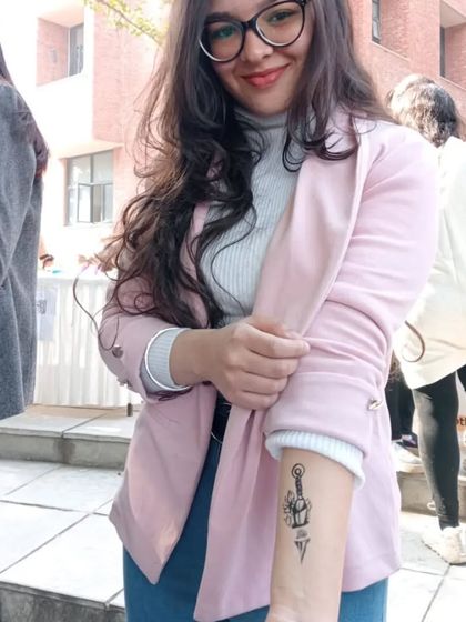 Minimalist & Symbolic Body Art photo 10