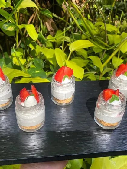 How cute are these strawberry cheesecake jars? We layer creamy cheesecake, cookie crumble, and fresh strawberries in individual jars for a perfect single-serving dessert.